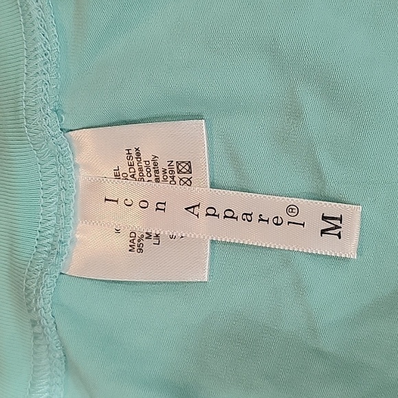 Nwt Icon Apparel Short Sleeve T-Shirt: Blue Tops - Women's Size Medium - Picture 5 of 7